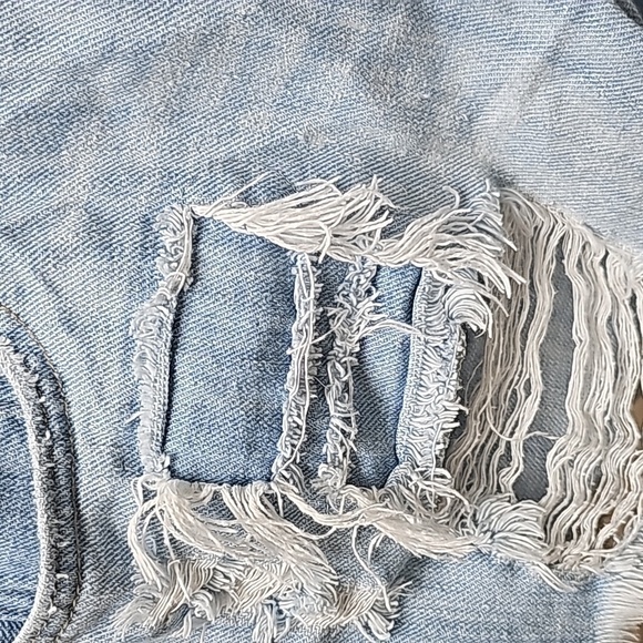 KanCan Distressed Jean Shorts Sz 7/27 - Picture 2 of 7
